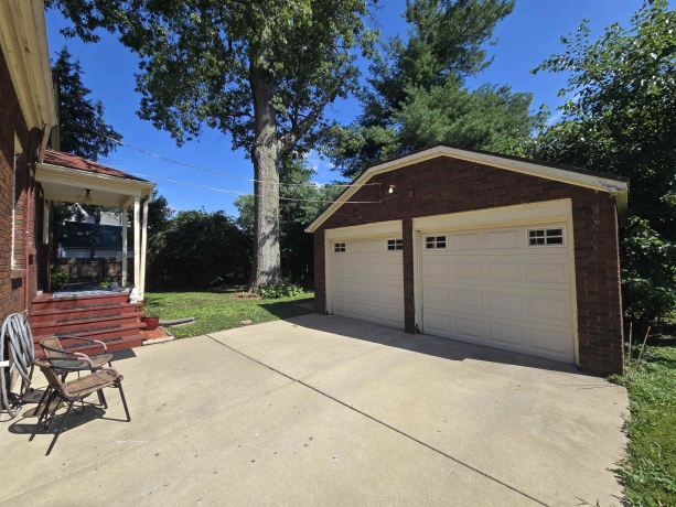 807 2nd, ROCK FALLS, Illinois 61071, 3 Bedrooms Bedrooms, ,1 BathroomBathrooms,House,For Sale,2nd,202604332