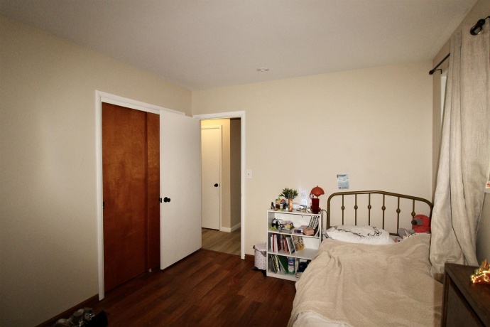 4717 Highcrest, ROCKFORD, Illinois 61107, 2 Bedrooms Bedrooms, ,1 BathroomBathrooms,House,For Sale,Highcrest,202604333