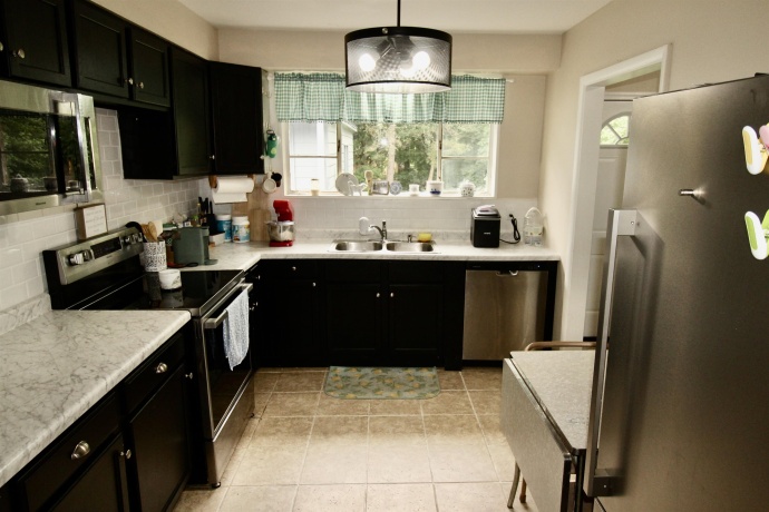 4717 Highcrest, ROCKFORD, Illinois 61107, 2 Bedrooms Bedrooms, ,1 BathroomBathrooms,House,For Sale,Highcrest,202604333