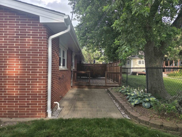 426 Fisk, DEKALB, Illinois 60115, 2 Bedrooms Bedrooms, ,2 BathroomsBathrooms,House,For Sale,Fisk,202604334