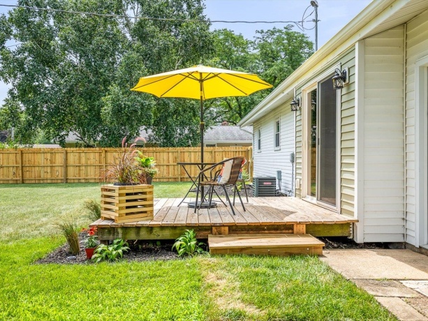 7705 Eastmont, LOVES PARK, Illinois 61111, 3 Bedrooms Bedrooms, ,1 BathroomBathrooms,House,For Sale,Eastmont,202604335