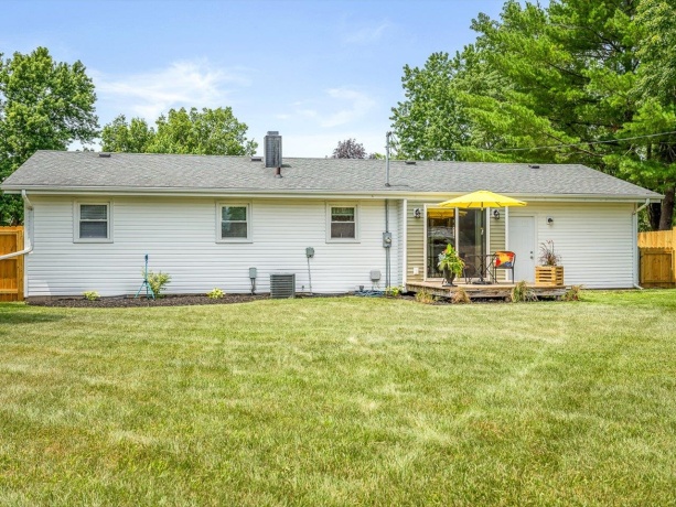 7705 Eastmont, LOVES PARK, Illinois 61111, 3 Bedrooms Bedrooms, ,1 BathroomBathrooms,House,For Sale,Eastmont,202604335