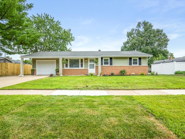 7705 Eastmont, LOVES PARK, Illinois 61111, 3 Bedrooms Bedrooms, ,1 BathroomBathrooms,House,For Sale,Eastmont,202604335