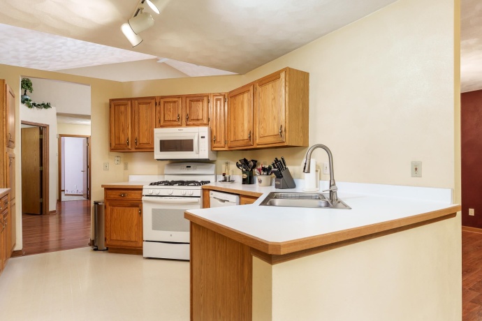 13273 Weatherfield, ROSCOE, Illinois 61073, 3 Bedrooms Bedrooms, ,3 BathroomsBathrooms,House,For Sale,Weatherfield,202604339