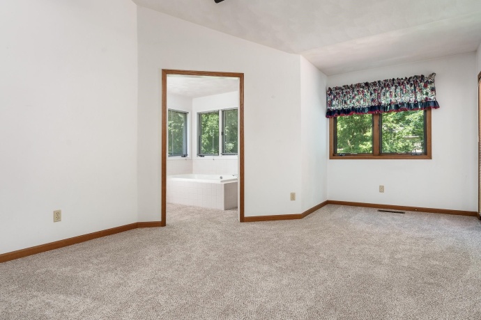 13273 Weatherfield, ROSCOE, Illinois 61073, 3 Bedrooms Bedrooms, ,3 BathroomsBathrooms,House,For Sale,Weatherfield,202604339