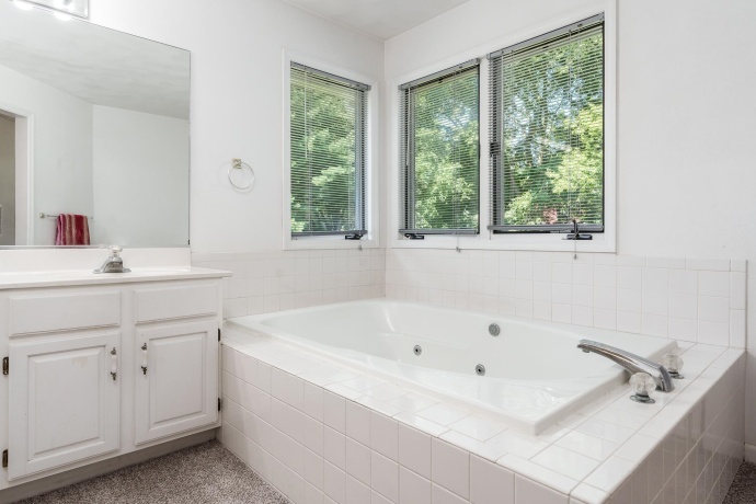13273 Weatherfield, ROSCOE, Illinois 61073, 3 Bedrooms Bedrooms, ,3 BathroomsBathrooms,House,For Sale,Weatherfield,202604339