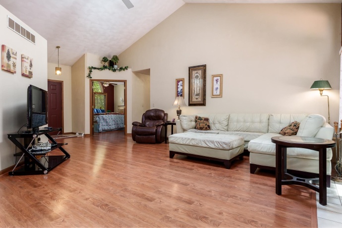 13273 Weatherfield, ROSCOE, Illinois 61073, 3 Bedrooms Bedrooms, ,3 BathroomsBathrooms,House,For Sale,Weatherfield,202604339