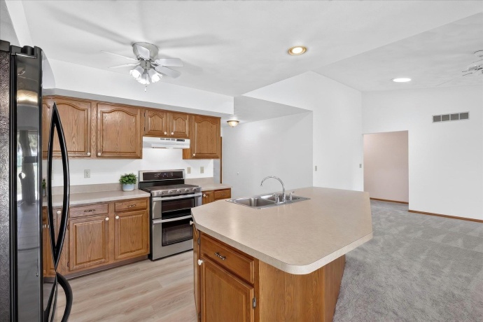 6370 Broadview, BELVIDERE, Illinois 61008, 3 Bedrooms Bedrooms, ,2 BathroomsBathrooms,House,For Sale,Broadview,202604340
