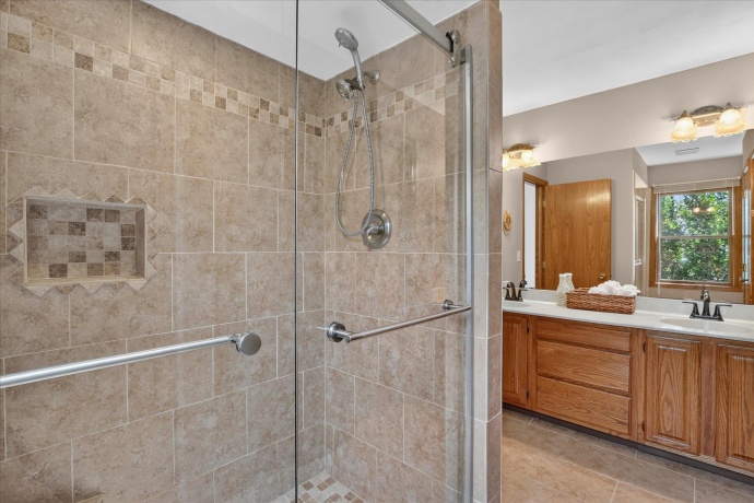 6370 Broadview, BELVIDERE, Illinois 61008, 3 Bedrooms Bedrooms, ,2 BathroomsBathrooms,House,For Sale,Broadview,202604340