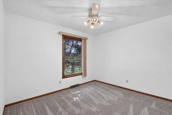 6370 Broadview, BELVIDERE, Illinois 61008, 3 Bedrooms Bedrooms, ,2 BathroomsBathrooms,House,For Sale,Broadview,202604340