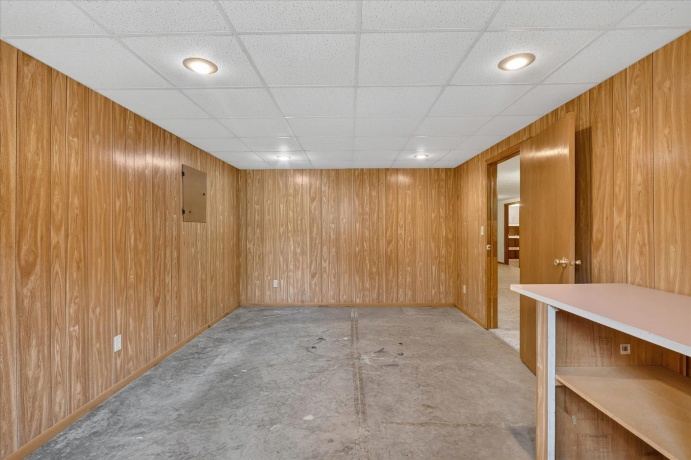 6370 Broadview, BELVIDERE, Illinois 61008, 3 Bedrooms Bedrooms, ,2 BathroomsBathrooms,House,For Sale,Broadview,202604340