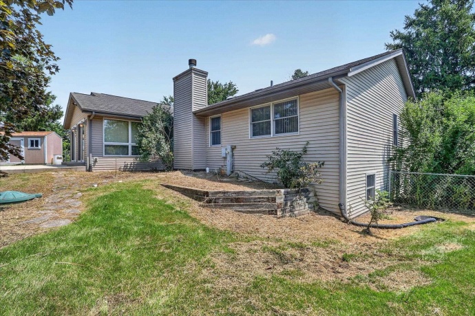 6370 Broadview, BELVIDERE, Illinois 61008, 3 Bedrooms Bedrooms, ,2 BathroomsBathrooms,House,For Sale,Broadview,202604340