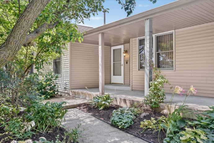 6370 Broadview, BELVIDERE, Illinois 61008, 3 Bedrooms Bedrooms, ,2 BathroomsBathrooms,House,For Sale,Broadview,202604340