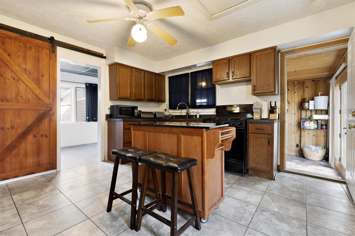 912 Fremont, BELVIDERE, Illinois 61008, 2 Bedrooms Bedrooms, ,2 BathroomsBathrooms,House,For Sale,Fremont,202604341