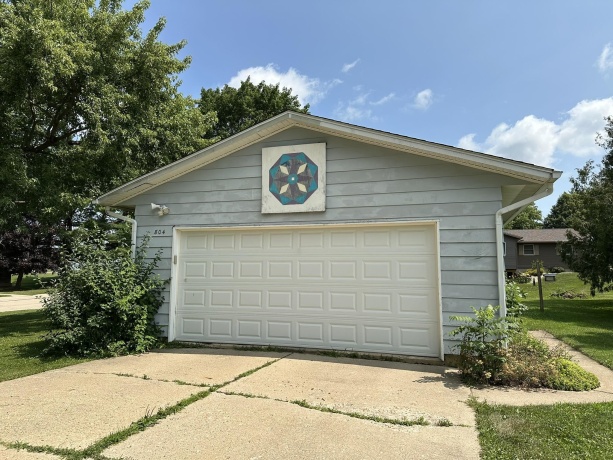 804 Birch, LENA, Illinois 61048, 3 Bedrooms Bedrooms, ,1 BathroomBathrooms,House,For Sale,Birch,202604346