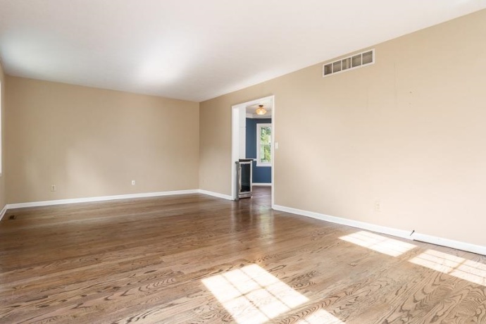12002 SOUTH GATE, ROSCOE, Illinois 61073, 4 Bedrooms Bedrooms, ,3 BathroomsBathrooms,House,For Sale,SOUTH GATE,202604347