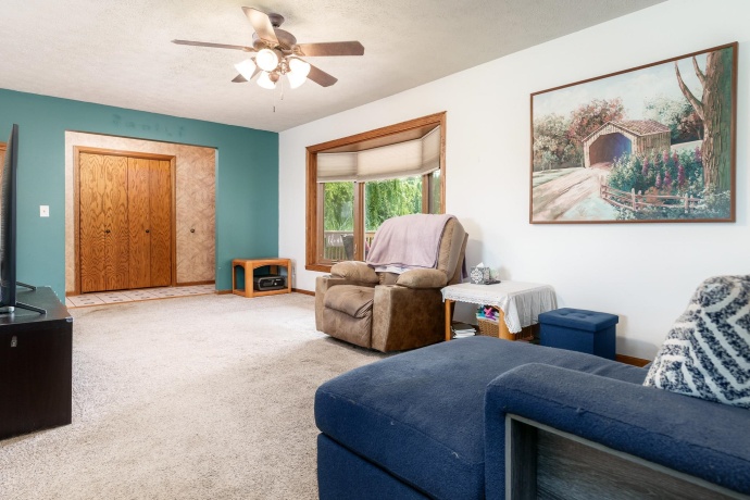 280 Knoll, BELVIDERE, Illinois 61008, 4 Bedrooms Bedrooms, ,3 BathroomsBathrooms,House,For Sale,Knoll,202604349