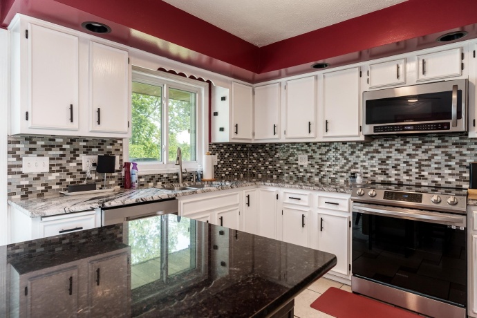 280 Knoll, BELVIDERE, Illinois 61008, 4 Bedrooms Bedrooms, ,3 BathroomsBathrooms,House,For Sale,Knoll,202604349
