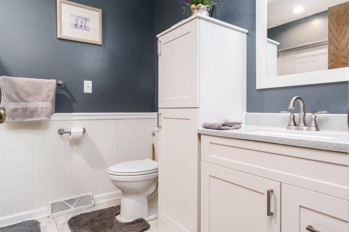 280 Knoll, BELVIDERE, Illinois 61008, 4 Bedrooms Bedrooms, ,3 BathroomsBathrooms,House,For Sale,Knoll,202604349