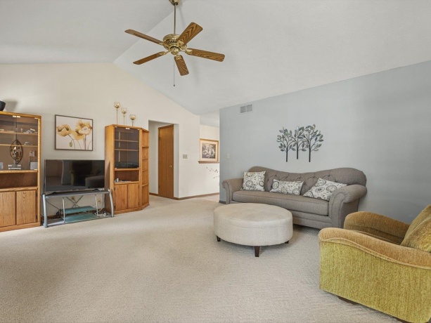 5870 Candover, LOVES PARK, Illinois 61111, 3 Bedrooms Bedrooms, ,2 BathroomsBathrooms,House,For Sale,Candover,202604351