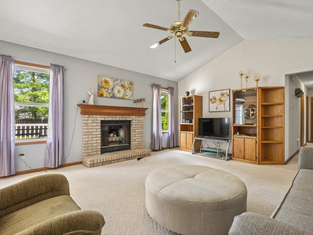 5870 Candover, LOVES PARK, Illinois 61111, 3 Bedrooms Bedrooms, ,2 BathroomsBathrooms,House,For Sale,Candover,202604351