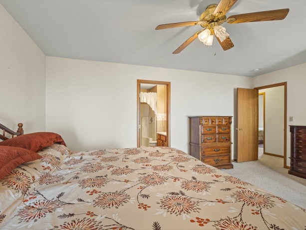 5870 Candover, LOVES PARK, Illinois 61111, 3 Bedrooms Bedrooms, ,2 BathroomsBathrooms,House,For Sale,Candover,202604351