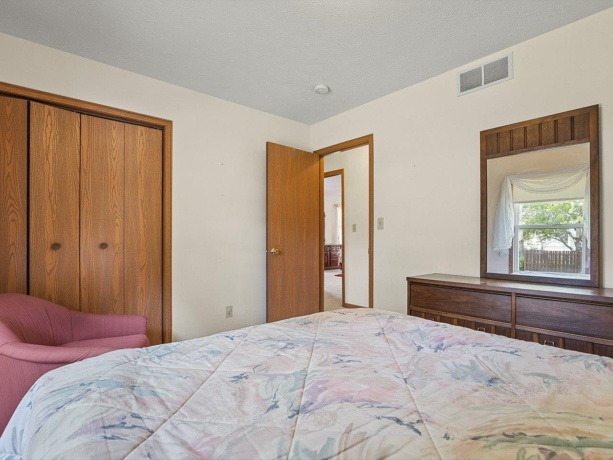 5870 Candover, LOVES PARK, Illinois 61111, 3 Bedrooms Bedrooms, ,2 BathroomsBathrooms,House,For Sale,Candover,202604351