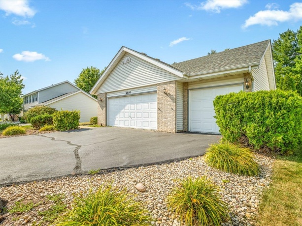 5870 Candover, LOVES PARK, Illinois 61111, 3 Bedrooms Bedrooms, ,2 BathroomsBathrooms,House,For Sale,Candover,202604351