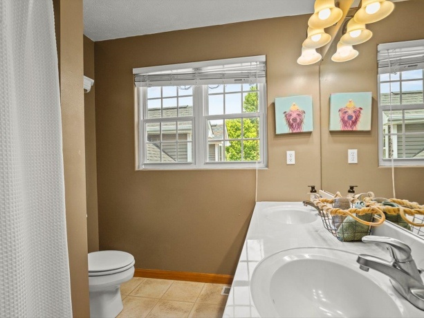 1393 Chadbourne, LAKE SUMMERSET, Illinois 61019, 4 Bedrooms Bedrooms, ,3 BathroomsBathrooms,House,For Sale,Chadbourne,202604029