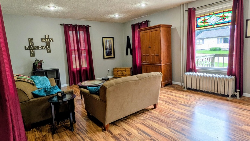 410 Dixon, POLO, Illinois 61064, 4 Bedrooms Bedrooms, ,1 BathroomBathrooms,House,For Sale,Dixon,202604032