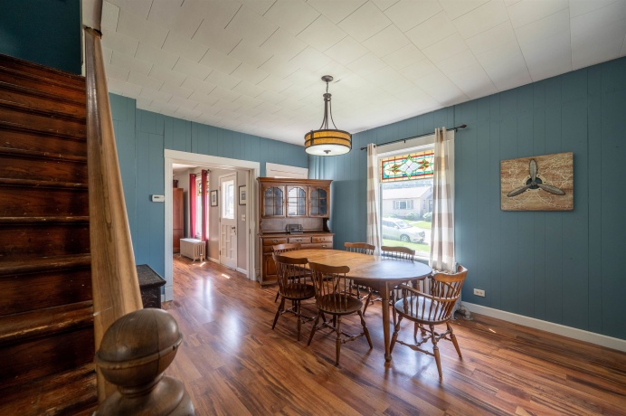 410 Dixon, POLO, Illinois 61064, 4 Bedrooms Bedrooms, ,1 BathroomBathrooms,House,For Sale,Dixon,202604032