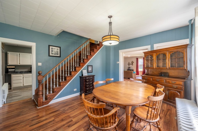 410 Dixon, POLO, Illinois 61064, 4 Bedrooms Bedrooms, ,1 BathroomBathrooms,House,For Sale,Dixon,202604032