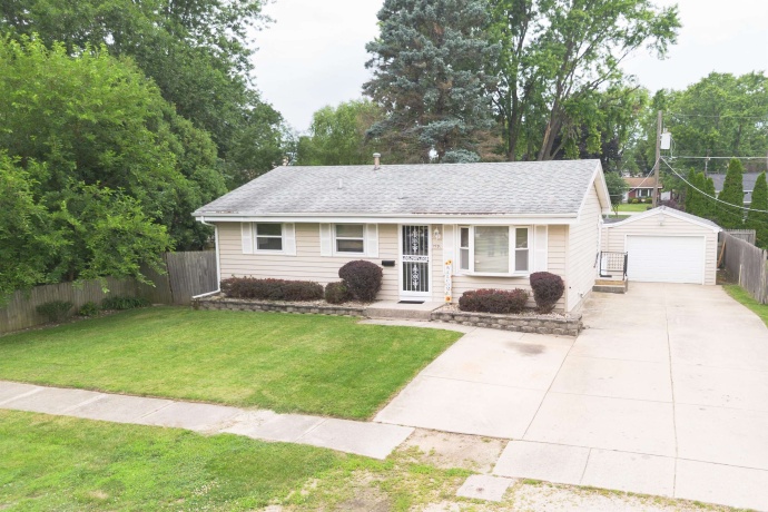 1527 Main, BELVIDERE, Illinois 61008, 3 Bedrooms Bedrooms, ,1 BathroomBathrooms,House,For Sale,Main,202604353
