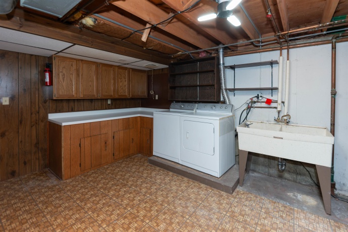 1527 Main, BELVIDERE, Illinois 61008, 3 Bedrooms Bedrooms, ,1 BathroomBathrooms,House,For Sale,Main,202604353