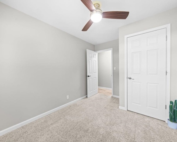 1546 Meadowbrook, FREEPORT, Illinois 61032, 3 Bedrooms Bedrooms, ,2 BathroomsBathrooms,House,For Sale,Meadowbrook,202604355