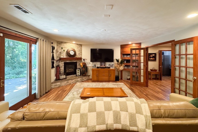 9038 Sheringham, ROSCOE, Illinois 61073, 3 Bedrooms Bedrooms, ,3 BathroomsBathrooms,House,For Sale,Sheringham,202604356