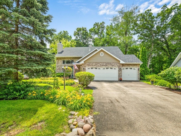 239 ROCHESTER, POPLAR GROVE, Illinois 61065, 5 Bedrooms Bedrooms, ,3 BathroomsBathrooms,House,For Sale,ROCHESTER,202604357