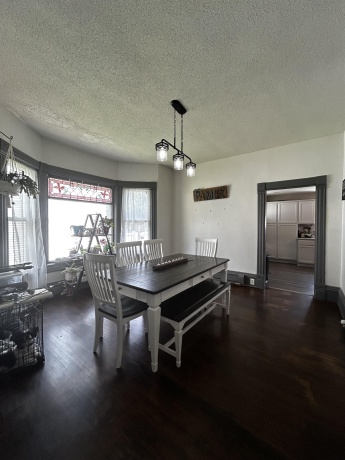 405 8th, MENDOTA, Illinois 61342, 3 Bedrooms Bedrooms, ,2 BathroomsBathrooms,House,For Sale,8th,202604358
