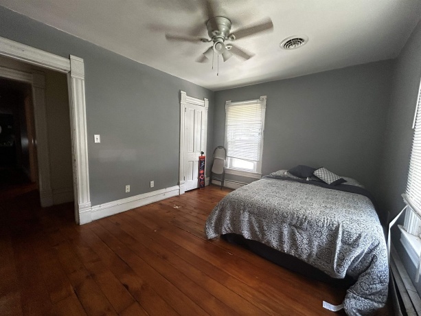 405 8th, MENDOTA, Illinois 61342, 3 Bedrooms Bedrooms, ,2 BathroomsBathrooms,House,For Sale,8th,202604358