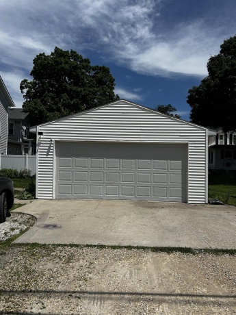 405 8th, MENDOTA, Illinois 61342, 3 Bedrooms Bedrooms, ,2 BathroomsBathrooms,House,For Sale,8th,202604358