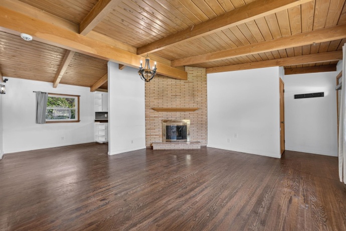 2014 24TH, ROCKFORD, Illinois 61108, 3 Bedrooms Bedrooms, ,1 BathroomBathrooms,House,For Sale,24TH,202604364