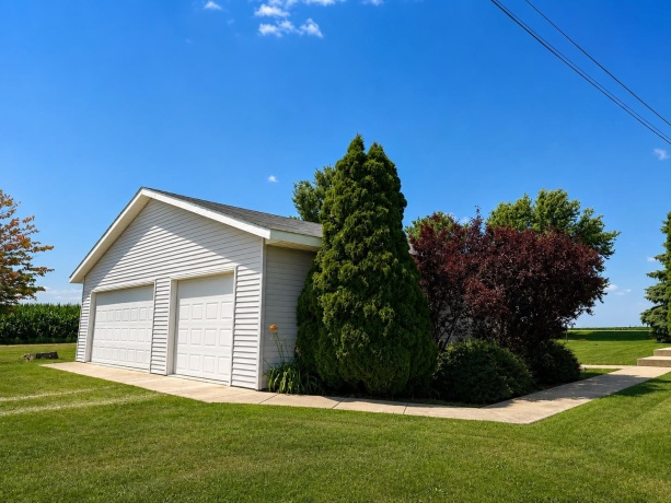 15251 Coffman, FORRESTON, Illinois 61030, 4 Bedrooms Bedrooms, ,2 BathroomsBathrooms,House,For Sale,Coffman,202604365
