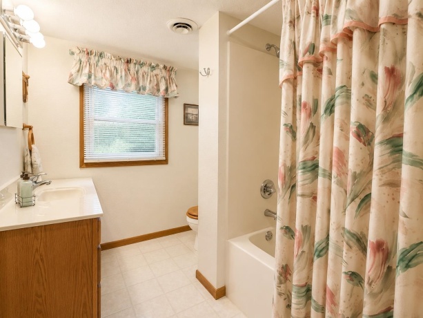 15251 Coffman, FORRESTON, Illinois 61030, 4 Bedrooms Bedrooms, ,2 BathroomsBathrooms,House,For Sale,Coffman,202604365