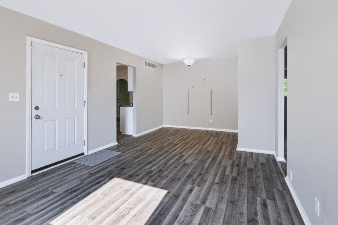 4441 Blackberry, LOVES PARK, Illinois 61111, 3 Bedrooms Bedrooms, ,1 BathroomBathrooms,House,For Sale,Blackberry,202604294