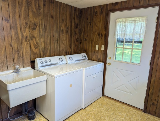 64 Bunker Hill, GERMAN VALLEY, Illinois 61039, 4 Bedrooms Bedrooms, ,3 BathroomsBathrooms,House,For Sale,Bunker Hill,202604374