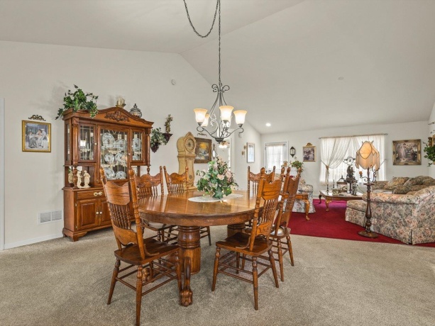 910 Madison, MCHENRY, Illinois 60050, 2 Bedrooms Bedrooms, ,2 BathroomsBathrooms,House,For Sale,Madison,202604376