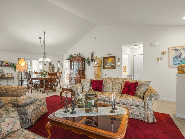 910 Madison, MCHENRY, Illinois 60050, 2 Bedrooms Bedrooms, ,2 BathroomsBathrooms,House,For Sale,Madison,202604376