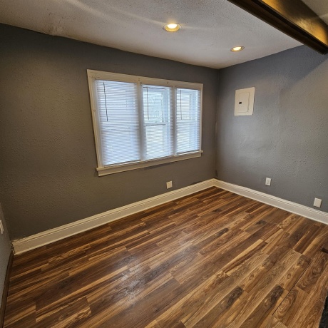 945 NORTH, ROCKFORD, Illinois 61103, 3 Bedrooms Bedrooms, ,2 BathroomsBathrooms,House,For Sale,NORTH,202604379