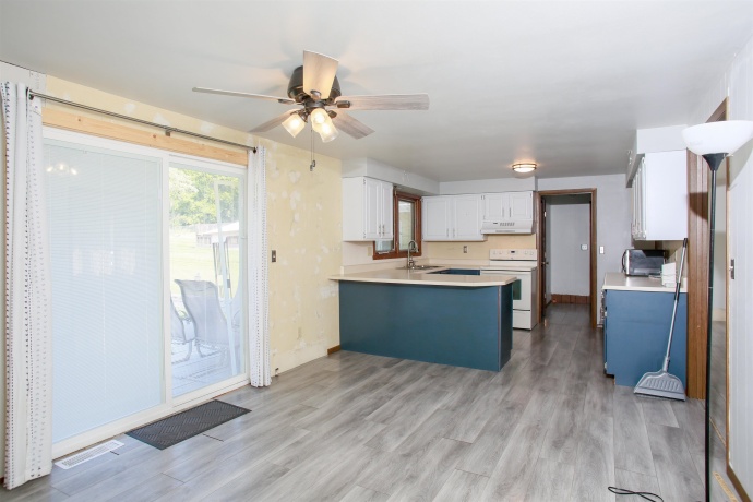 2026 Eagle, FREEPORT, Illinois 61032, 3 Bedrooms Bedrooms, ,2 BathroomsBathrooms,House,For Sale,Eagle,202604381