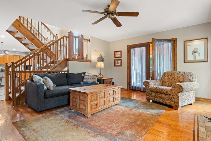 1456 Blue Heron, CRYSTAL LAKE, Illinois 60014, 4 Bedrooms Bedrooms, ,3 BathroomsBathrooms,House,For Sale,Blue Heron,202604383